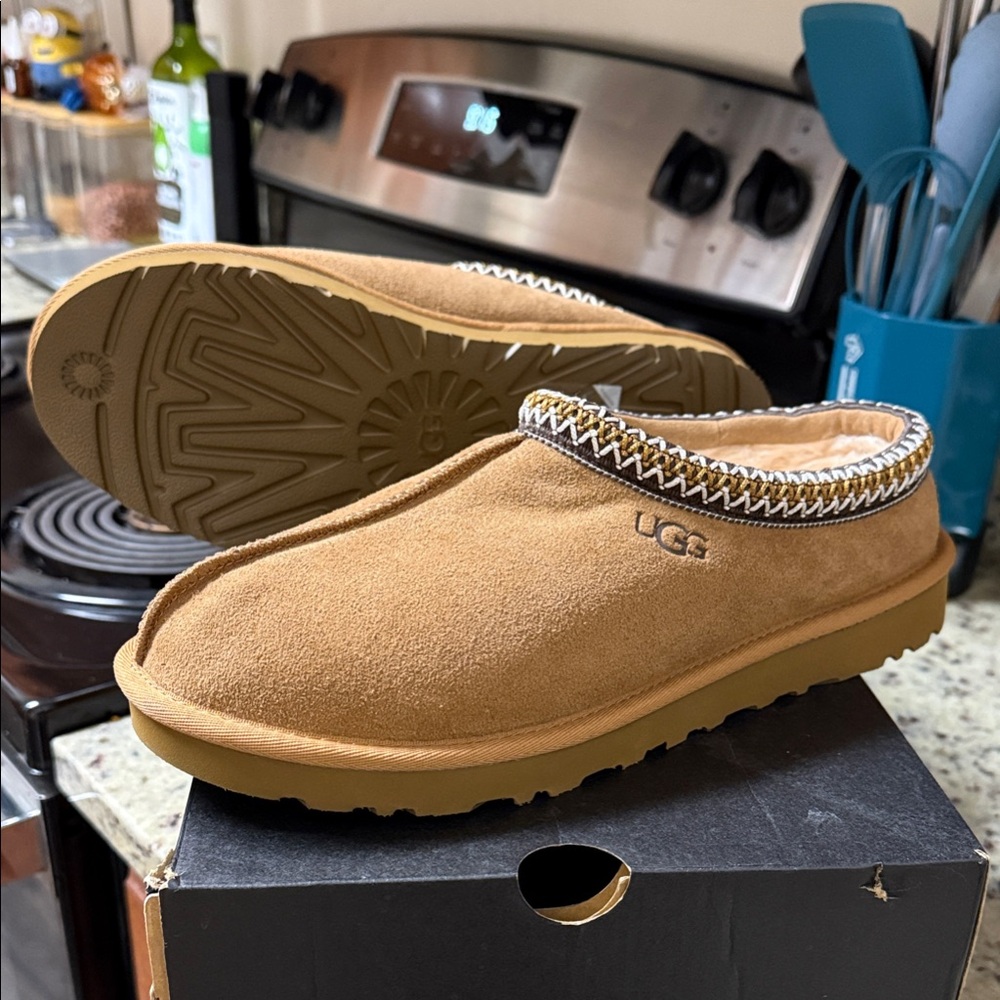 Brand New UGG Chestnut Tasman Slippers